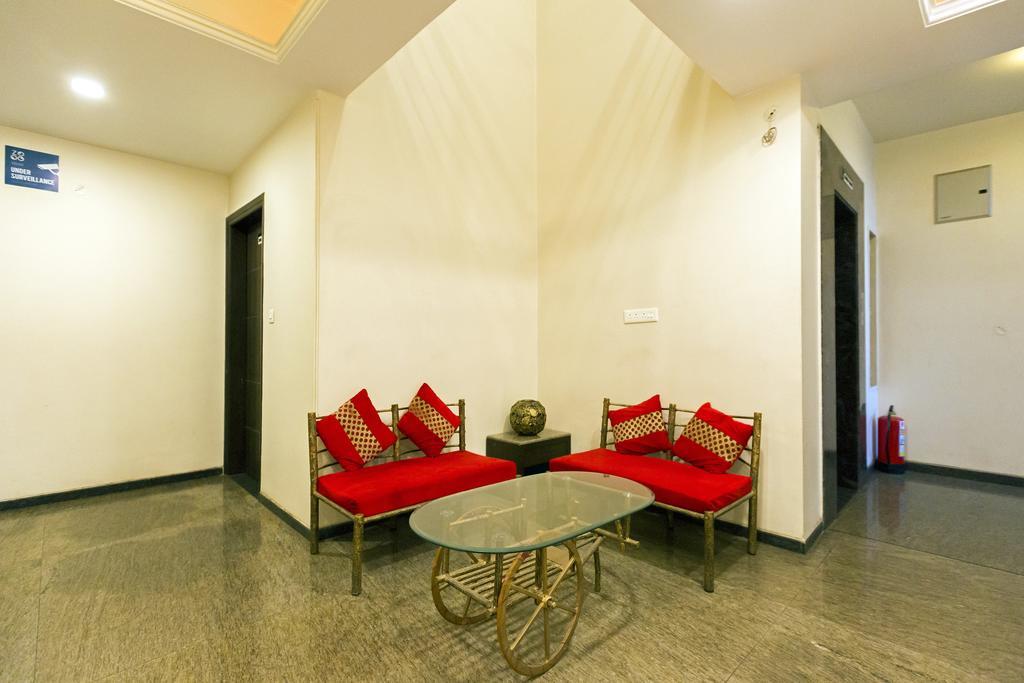 Hotel Sunday Inn Τζαϊπούρ Εξωτερικό φωτογραφία