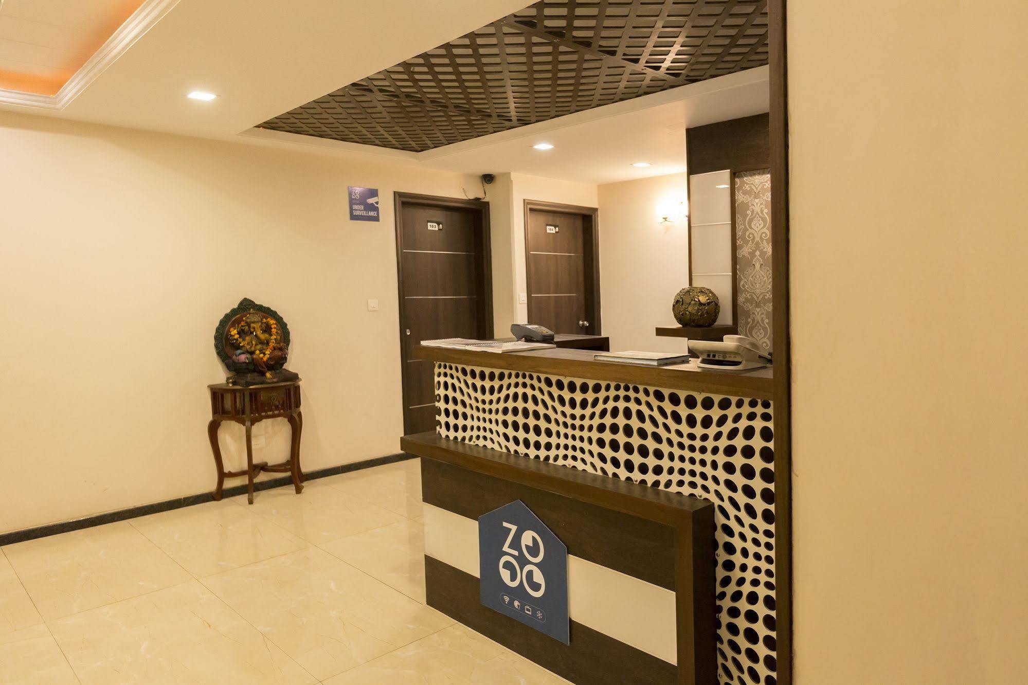 Hotel Sunday Inn Τζαϊπούρ Εξωτερικό φωτογραφία