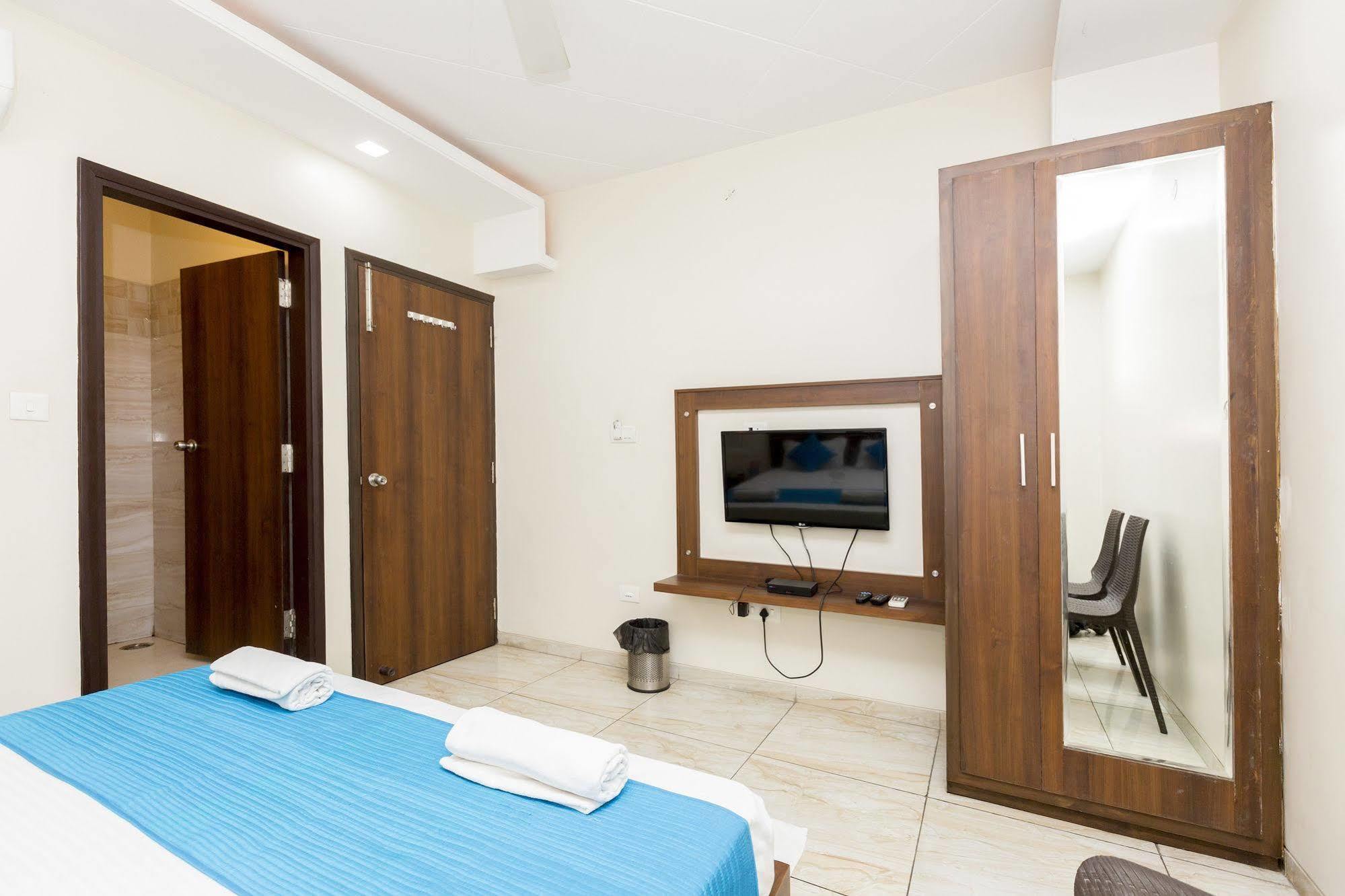 Hotel Sunday Inn Τζαϊπούρ Εξωτερικό φωτογραφία