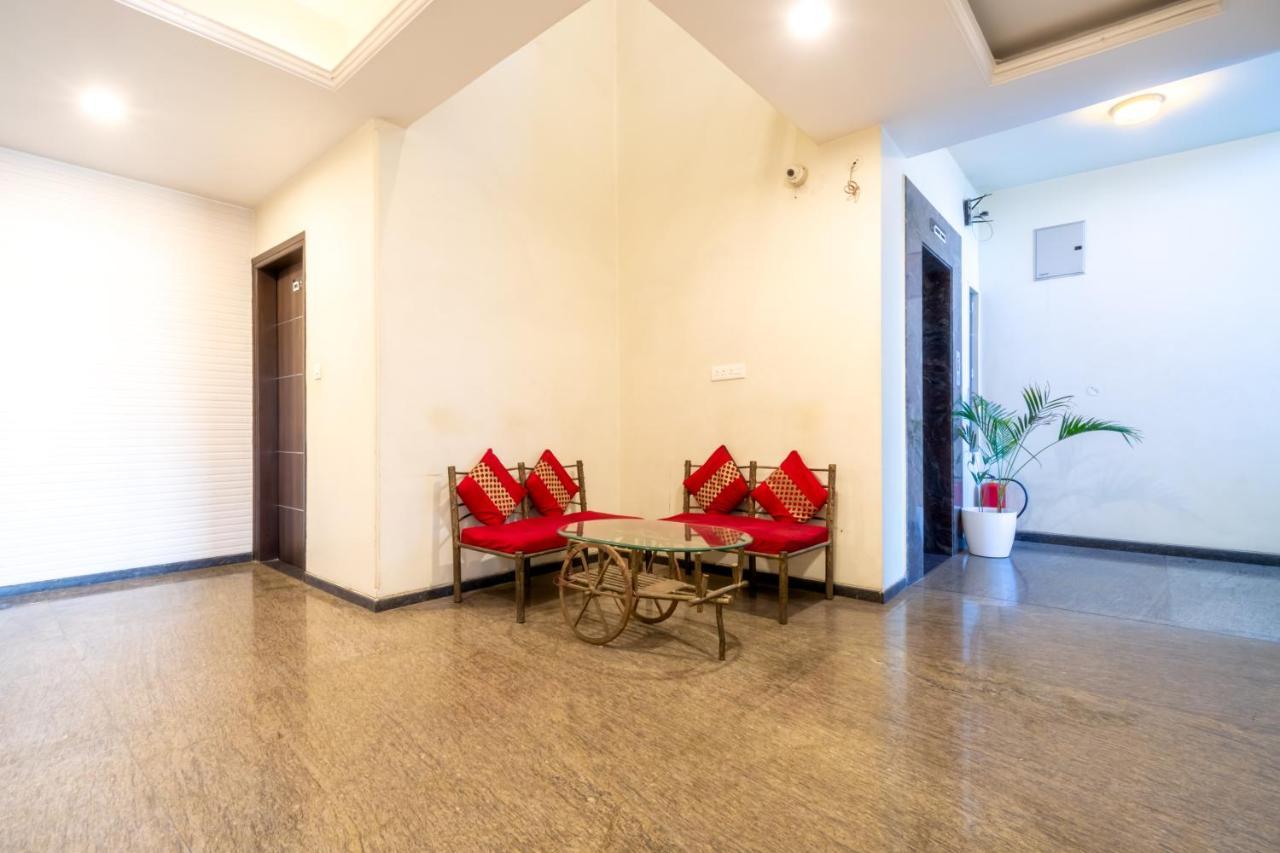 Hotel Sunday Inn Τζαϊπούρ Εξωτερικό φωτογραφία