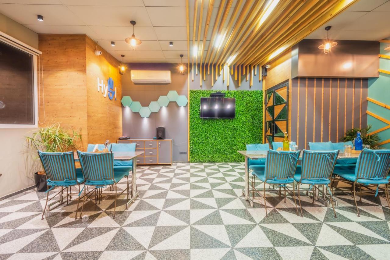 Hotel Sunday Inn Τζαϊπούρ Εξωτερικό φωτογραφία